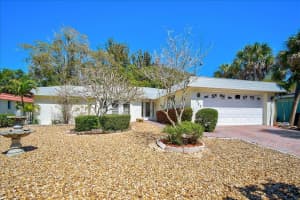 727 Birdsong Ln, Siesta Key, FL 34242, Sold 06/01/22