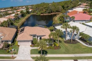 597 Mossy Creek Dr, Venice, FL 34292, Sold 05/20/22