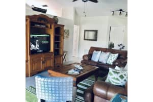 611 50th St E, Bradenton, FL 34208, Sold 04/18/22