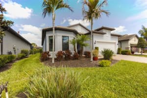 5972 Snowy Egret Dr, Sarasota, FL 34238, Sold 05/17/22