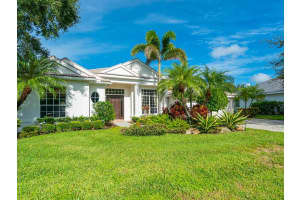4752 Sweetmeadow Cir, Sarasota, FL 34238, Sold 06/10/22