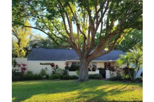 5677 Beneva Woods Cir, Sarasota, FL 34233, Sold 05/23/22