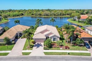 5045 Flagstone Dr, Sarasota, FL 34238, Sold 04/21/22