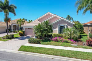5045 Flagstone Dr, Sarasota, FL 34238, Sold 04/21/22