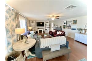 9207 Kingston Rd, Bradenton, FL 34210, Sold 04/29/22
