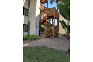 1200 Cove II Pl, Siesta Key, FL 34242, Sold 05/19/22