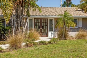 7360 Biltmore Dr, Sarasota, FL 34231, Sold 06/10/22