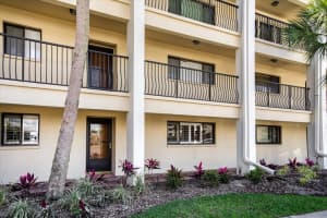865 S Gulfview Blvd, Clearwater, FL 33767, Sold 05/23/22