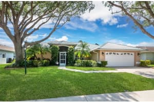 5766 Sandy Pointe Dr, Sarasota, FL 34233, Sold 05/27/22
