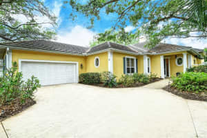 32 Bay Head Ln, Osprey, FL 34229, Sold 06/15/22