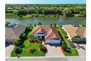 8312 Barton Farms Blvd, Sarasota, FL 34240, Sold 05/03/22