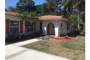 2510 Cass St, Sarasota, FL 34231, Sold 05/10/22
