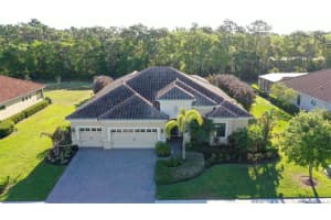 8224 Larkspur Cir, Sarasota, FL 34241, Sold 06/10/22