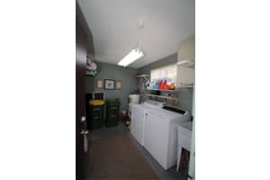 3946 Panola Ln, Sarasota, FL 34232, Sold 05/17/22