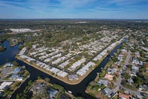 2407 Riverbluff Pkwy, Sarasota, FL 34231, Sold 04/28/22