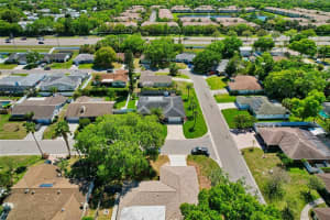 5012 Vassar Ln, Sarasota, FL 34243, Sold 06/27/22