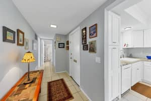 1209 Belleflower St, Sarasota, FL 34232, Sold 05/05/22