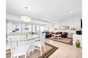 189 Vista Hermosa Cir, Sarasota, FL 34242, Sold 04/29/22