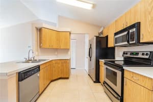 6113 61st Ct E, Palmetto, FL 34221, Sold 04/21/22