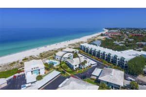 5400 Gulf Dr, Holmes Beach, FL 34217, Sold 06/07/22