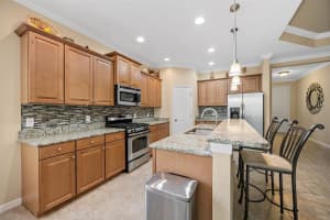 4638 Woodbrook Dr, Sarasota, FL 34243, Sold 06/06/22