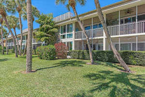 500 S Washington Dr, Sarasota, FL 34236, Sold 04/26/22