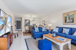 500 S Washington Dr, Sarasota, FL 34236, Sold 04/26/22