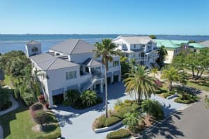 4708 64th Dr W, Bradenton, FL 34210, Sold 06/01/22