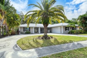 7331 Bounty Dr, Sarasota, FL 34231, Sold 04/21/22