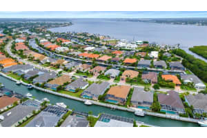 589 Mast Dr, Bradenton, FL 34208, Sold 06/03/22