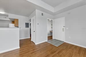 1010 Villagio Cir, Sarasota, FL 34237, Sold 04/26/22