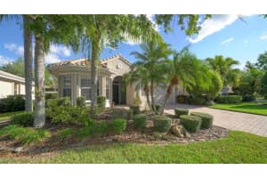 4407 65th Terrace E, Sarasota, FL 34243, Sold 05/31/22