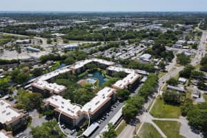 515 30th Ave W, Bradenton, FL 34205, Sold 05/12/22