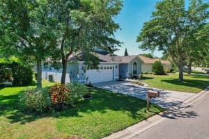 3712 62ND AVE E, BRADENTON, FL 34203 Sold 10/05/22