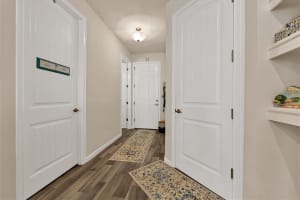 5032 Course Dr, Sarasota, FL 34232, Sold 05/20/22
