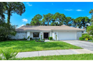 3698 Country Pl Blvd, Sarasota, FL 34233, Sold 06/23/22