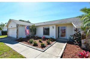 3845 Kingston Blvd, Sarasota, FL 34238, Sold 04/29/22