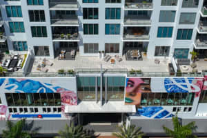 111 S Pineapple Ave, Sarasota, FL 34236, Sold 05/18/22