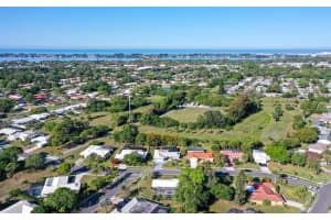 7219 Bounty Dr, Sarasota, FL 34231, Sold 05/03/22