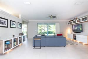4434 McIntosh Lake Ave, Sarasota, FL 34233, Sold 05/11/22