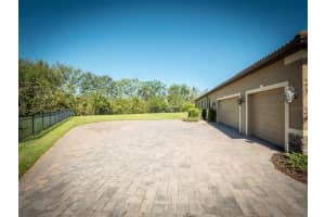 1027 145th St Cir NE, Bradenton, FL 34212, Sold 06/13/22