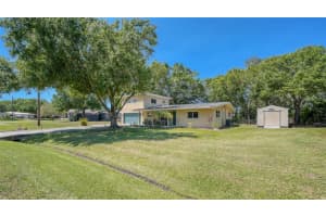 647 WEST LAKE DR, SARASOTA, FL 34232 Sold 08/18/22