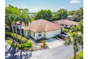 3318 Vivienda Blvd, Bradenton, FL 34207, Sold 05/05/22