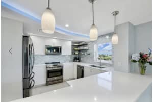 1350 N PORTOFINO DR #403TAR, SARASOTA, FL 34242 Sold 08/30/22