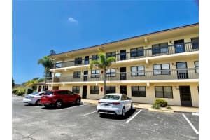 305 30th Ave W, Bradenton, FL 34205, Sold 04/26/22