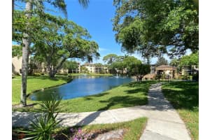305 30th Ave W, Bradenton, FL 34205, Sold 04/26/22