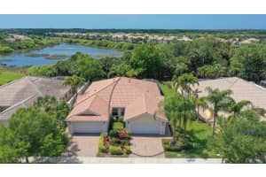 11617 Garessio Ln, Sarasota, FL 34238, Sold 05/27/22