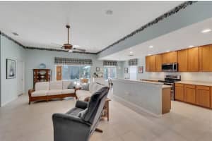6136 41st St E, Bradenton, FL 34203, Sold 06/07/22