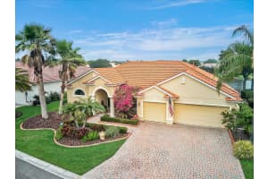 2736 Harvest Dr, Sarasota, FL 34240, Sold 06/07/22