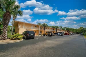 960 La Costa Cir, Sarasota, FL 34237, Sold 04/20/22